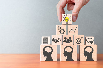 大黄鸭让人如此喜欢的原因是什么